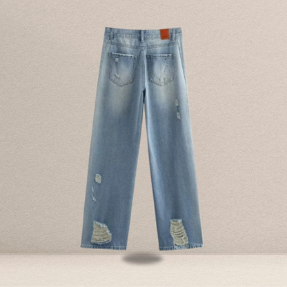 Jeans Vintage Rasgado – Autenticidade e Estilo com Toque Retrô